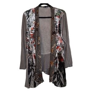​Suzanne’s Mixed Media Animal & Floral Print Open Front Cardigan Size Large